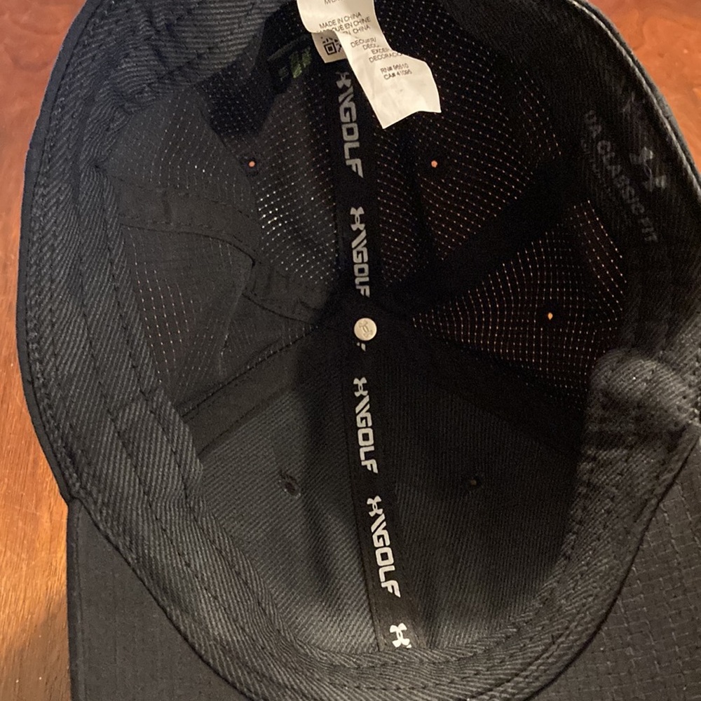 Under Armour Black Golf Hat Quick Dry - Picture 8 of 10